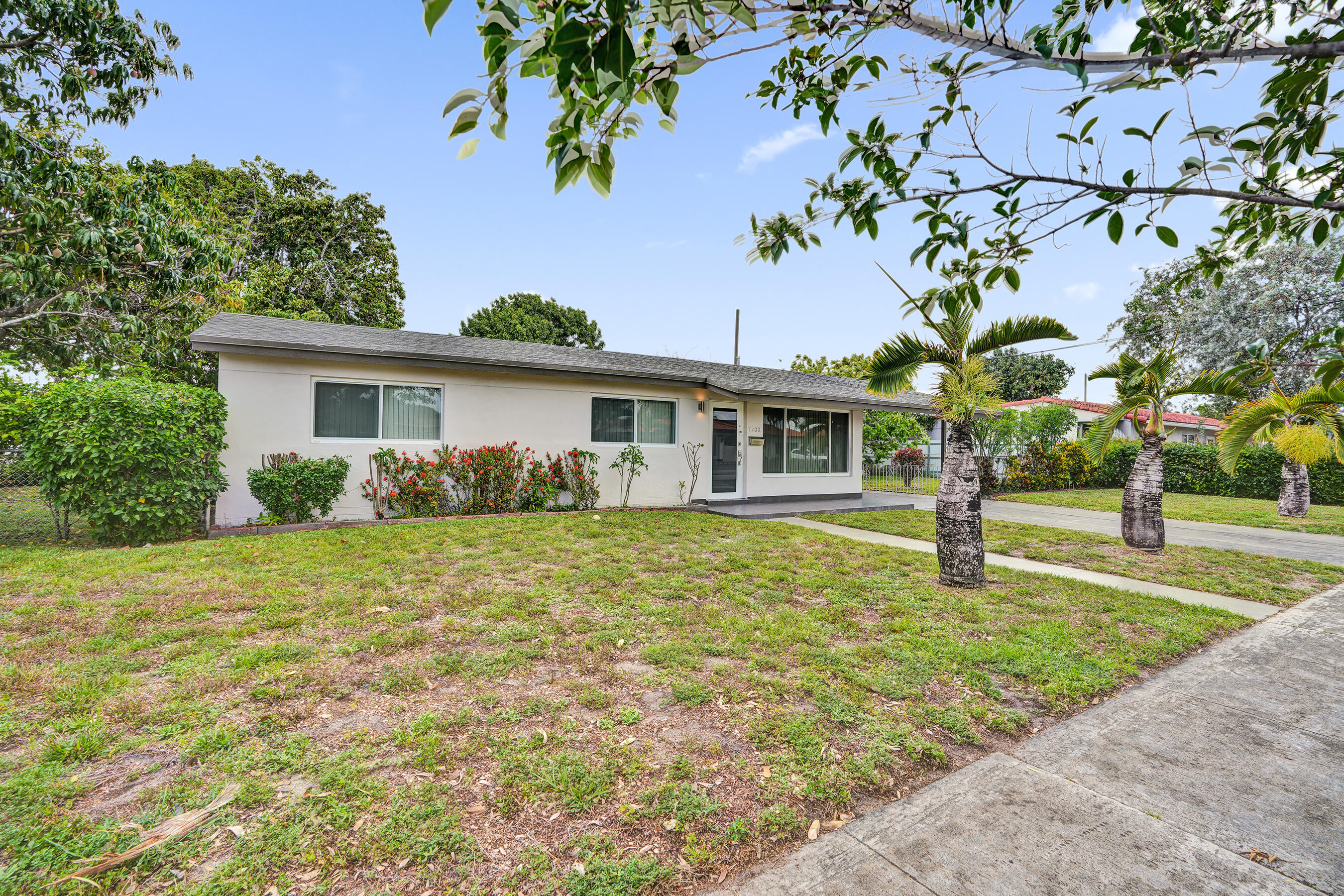 7200 W 14th Avenue