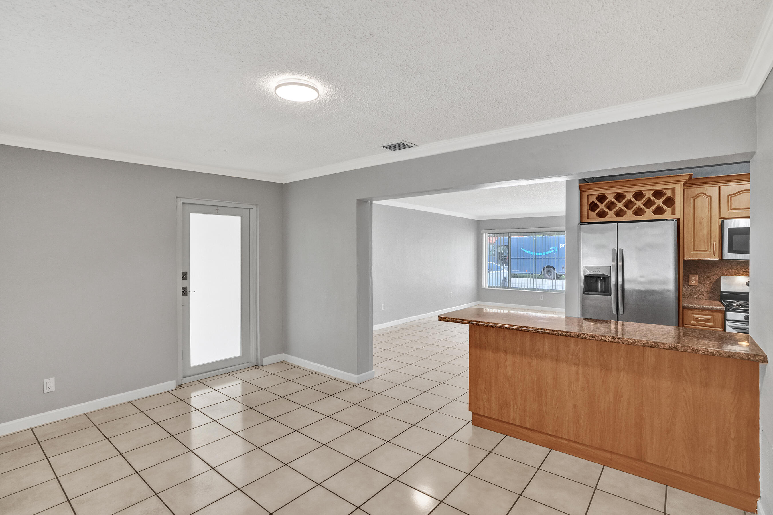 LAKE CECILE ESTS SEC 1 - Residential