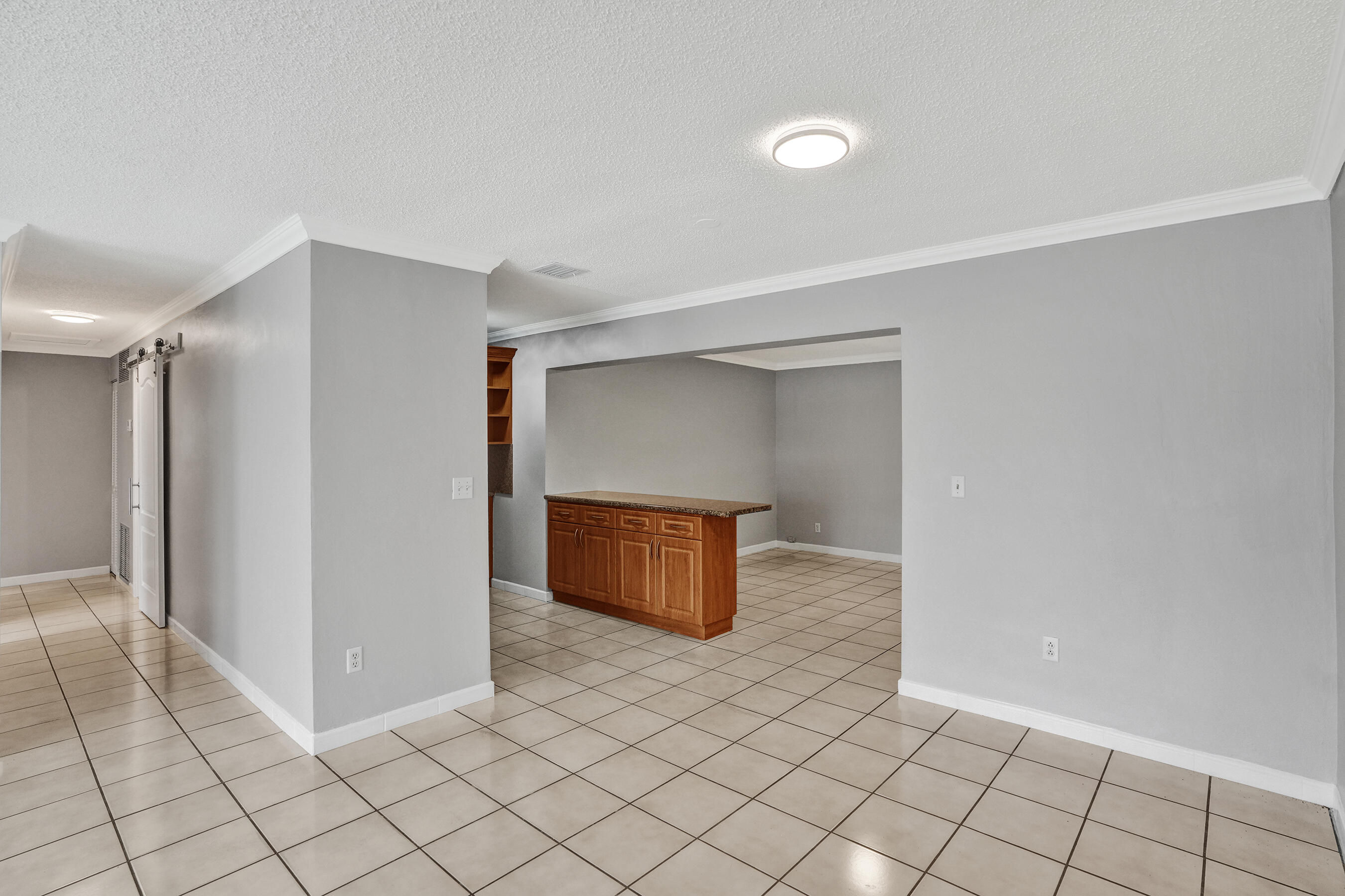 LAKE CECILE ESTS SEC 1 - Residential