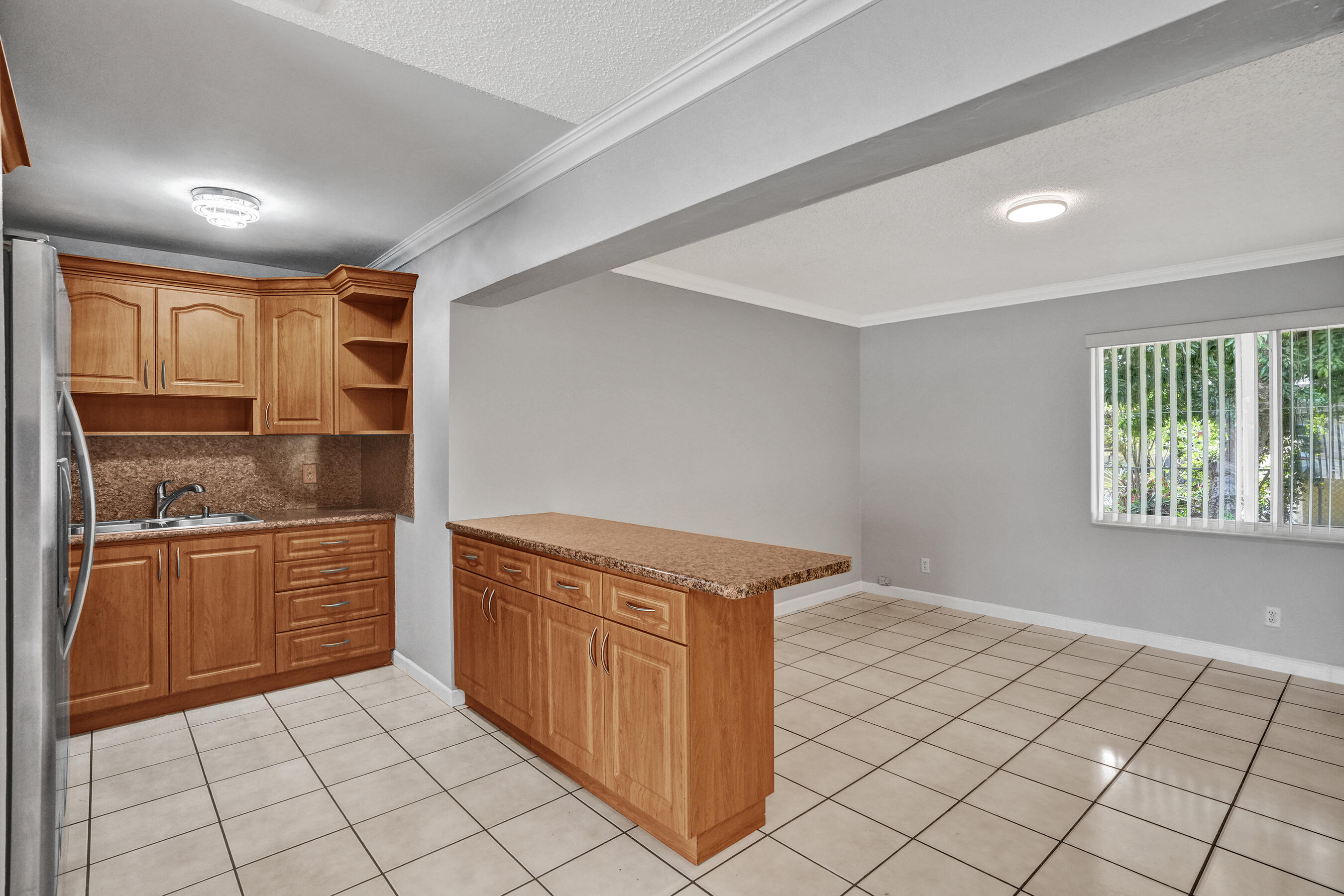 LAKE CECILE ESTS SEC 1 - Residential