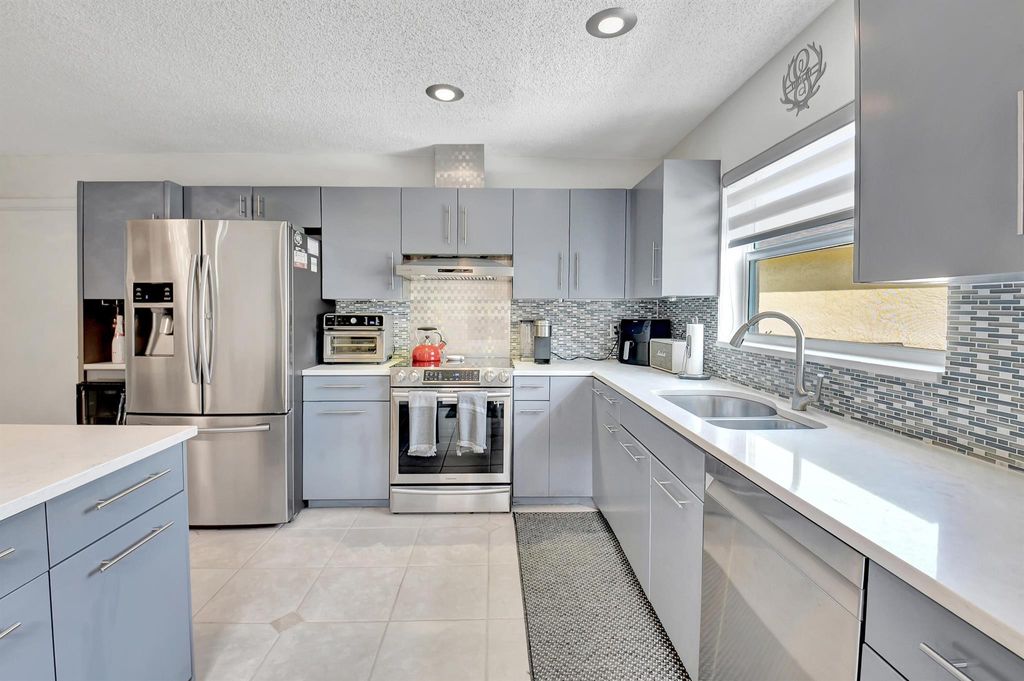 Photo of 20979 Springs Terrace, Boca Raton, FL 33428 (MLS # R11079729)