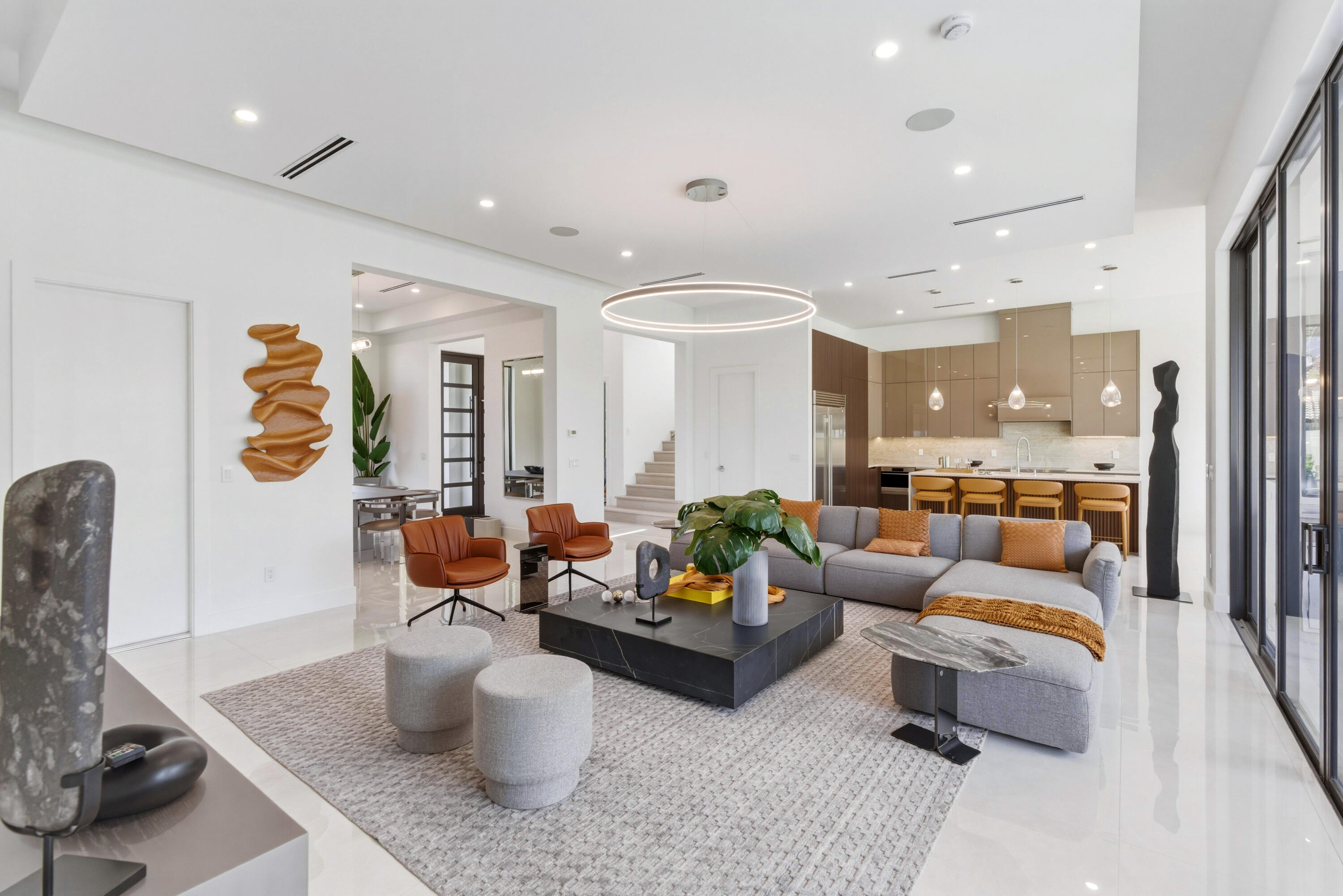 LAKE FLORESTA PARK - Residential