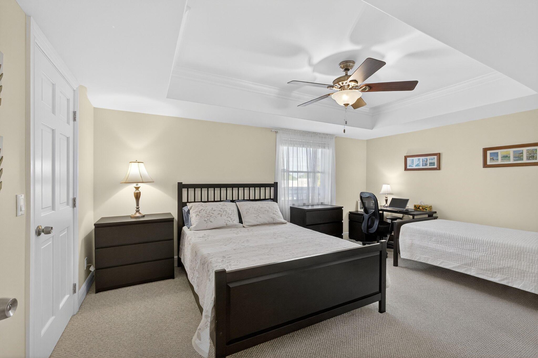 DOTTOR CONDO - Residential