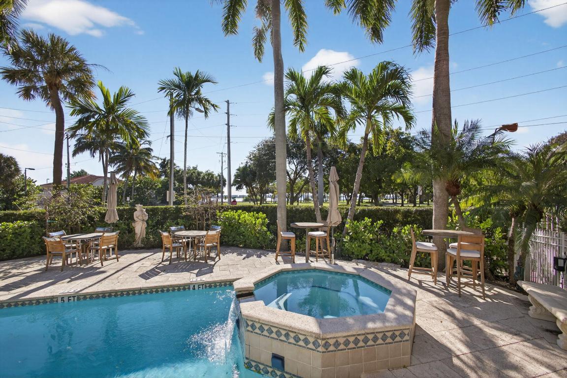 DOTTOR CONDO - Residential