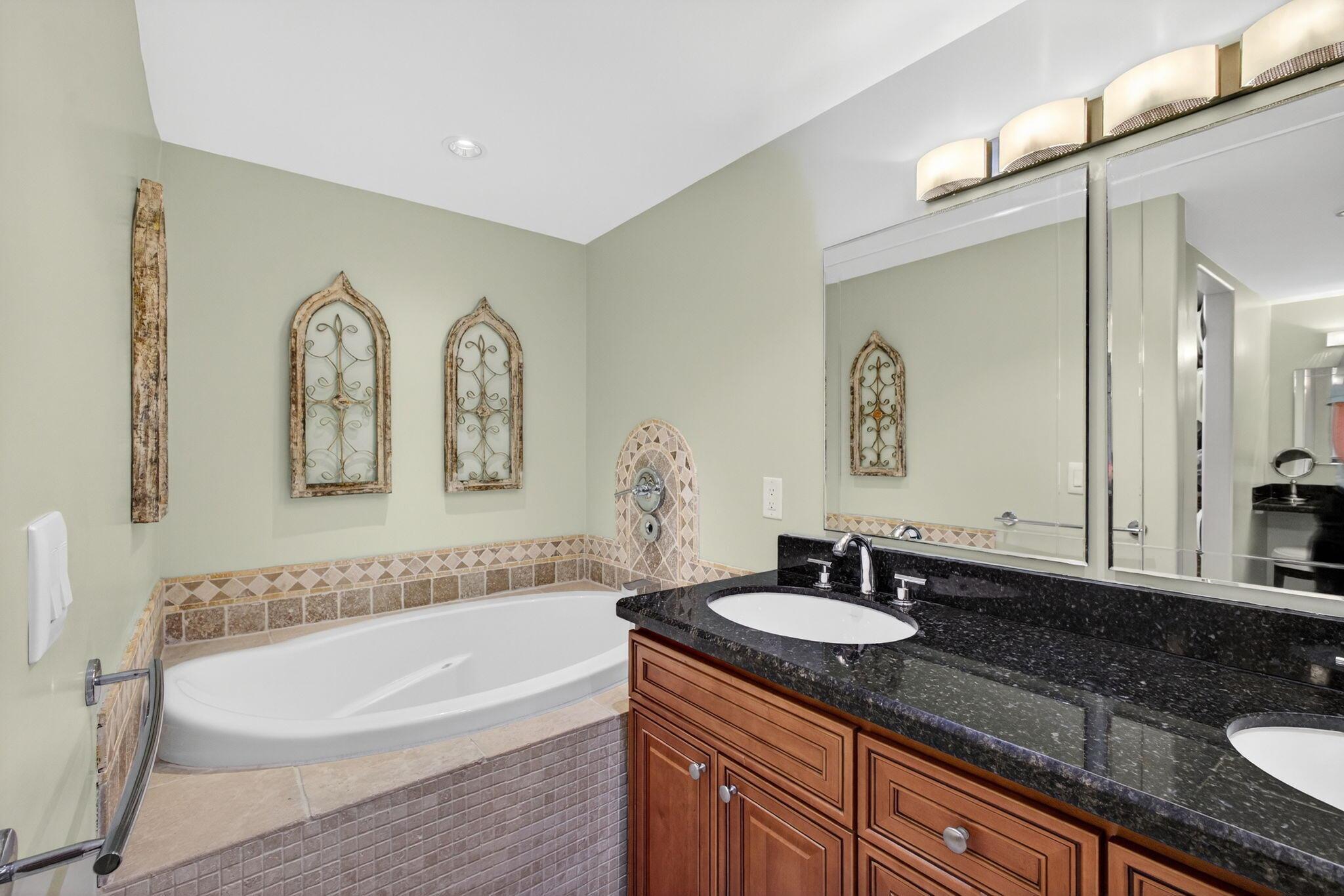 DOTTOR CONDO - Residential