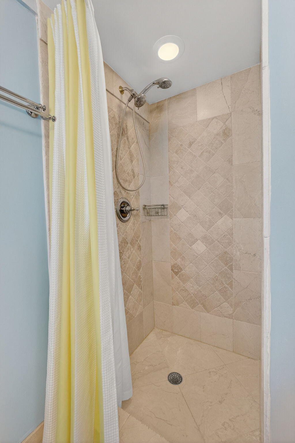 DOTTOR CONDO - Residential