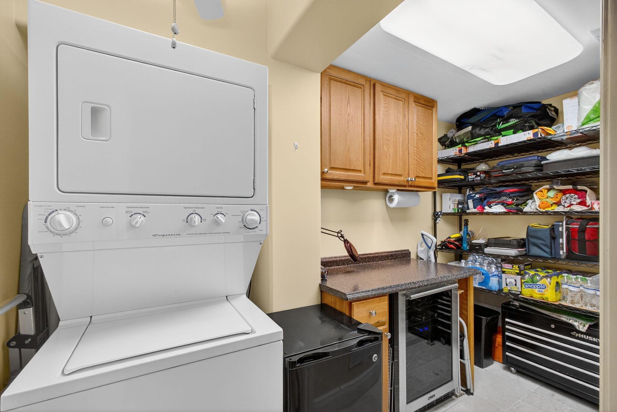 DOTTOR CONDO - Residential