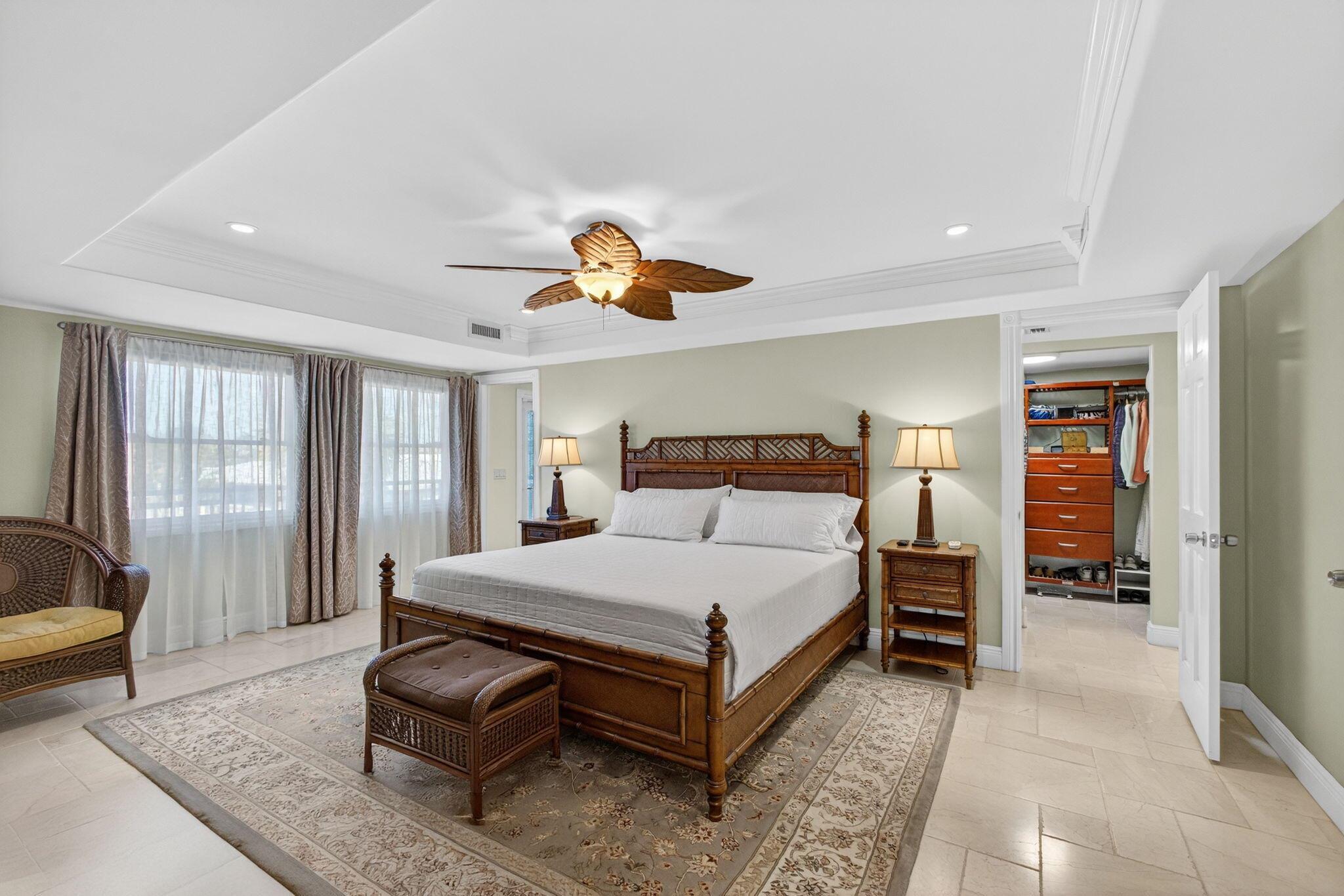 DOTTOR CONDO - Residential