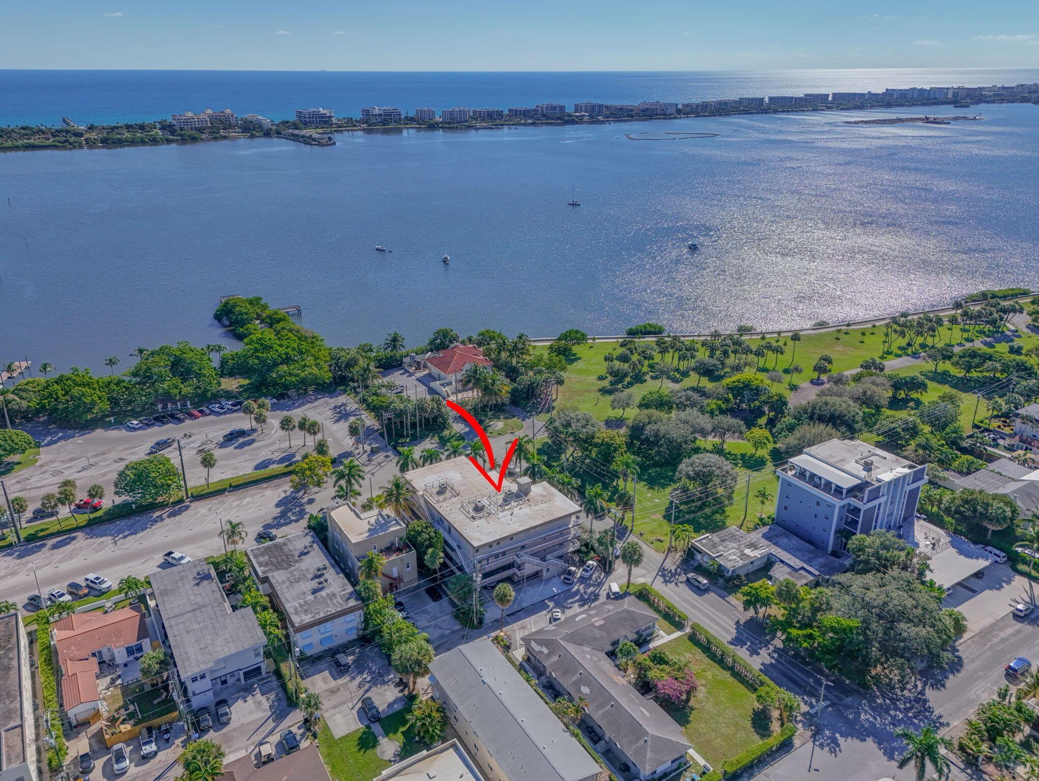 DOTTOR CONDO - Residential