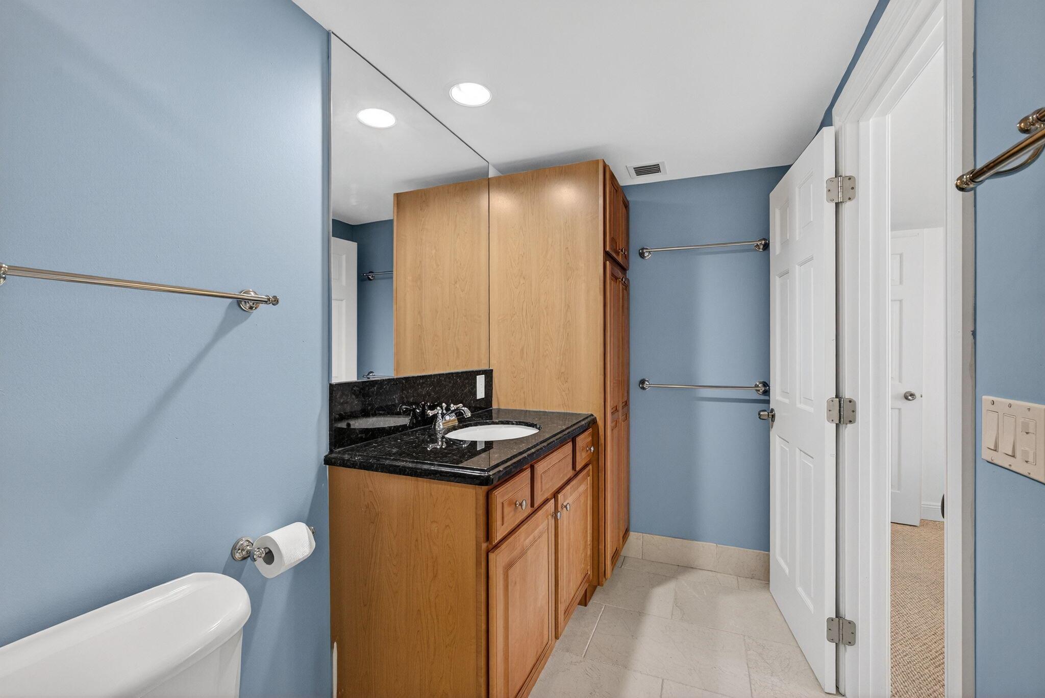 DOTTOR CONDO - Residential