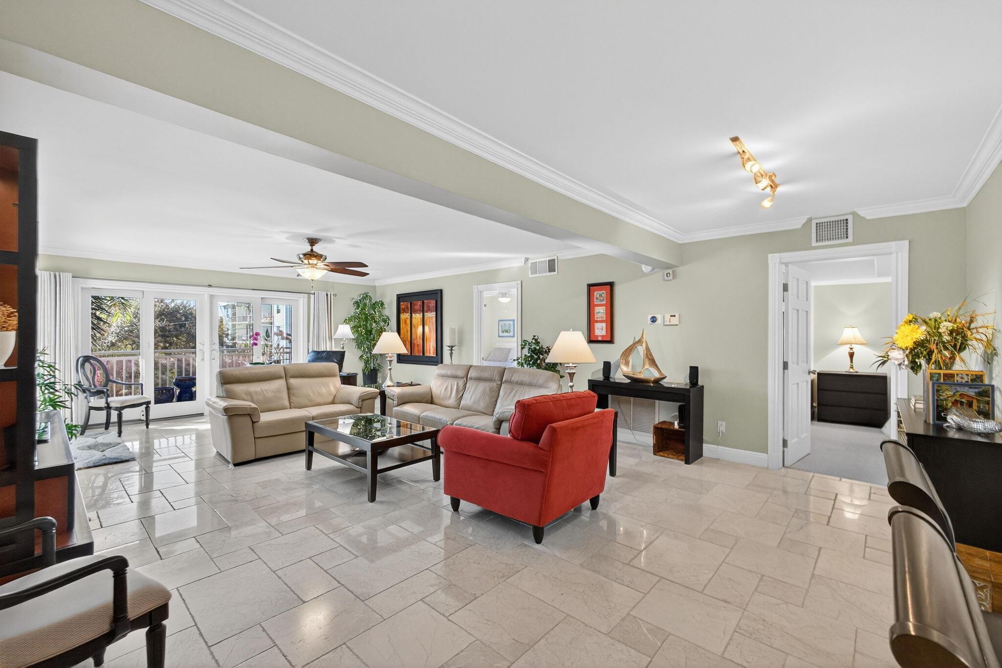 DOTTOR CONDO - Residential