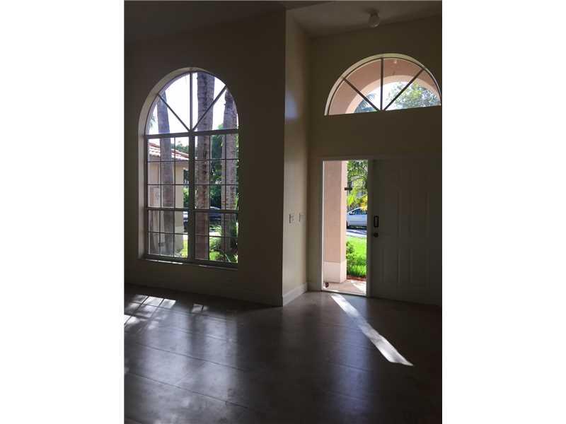 COCONUT COVE - Residential