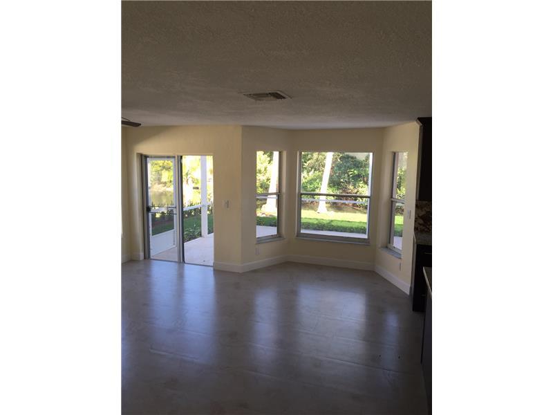 COCONUT COVE - Residential