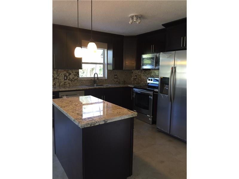 COCONUT COVE - Residential