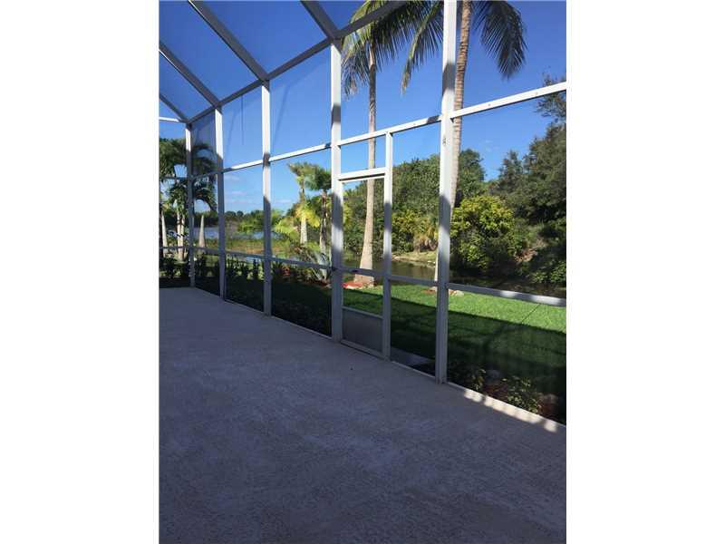 COCONUT COVE - Residential