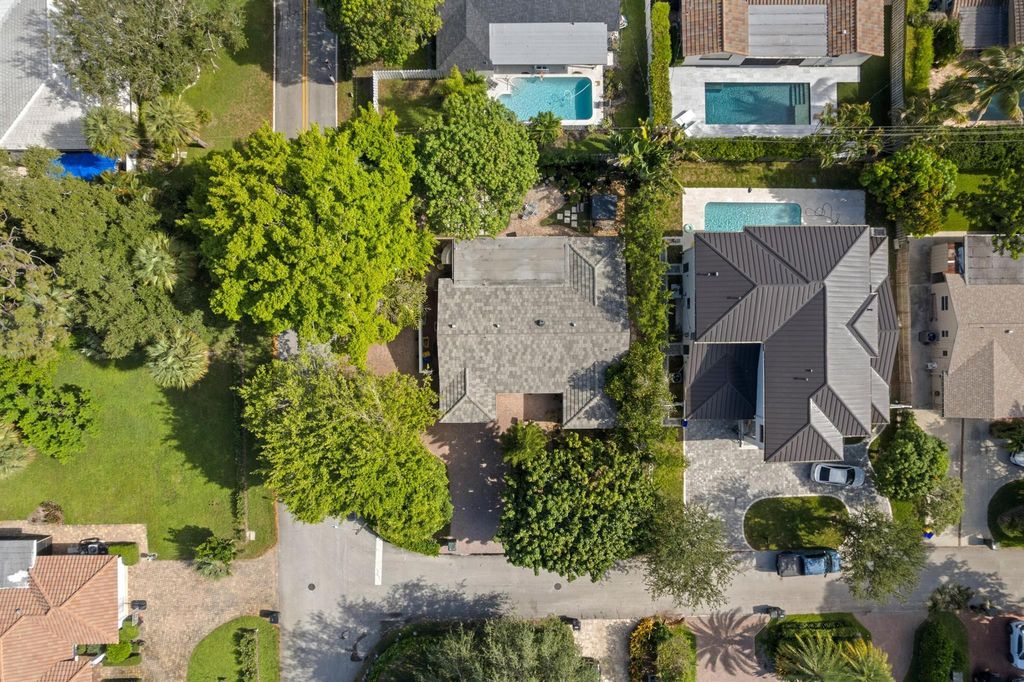 Photo of 899 NW 6th Drive, Boca Raton, FL 33486 (MLS # R11117802)