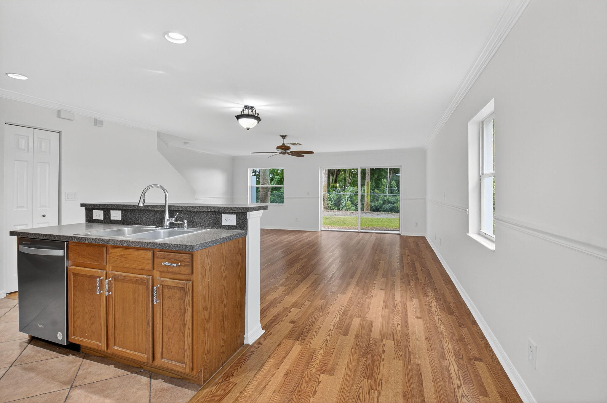 SIERRA PALMS - Residential