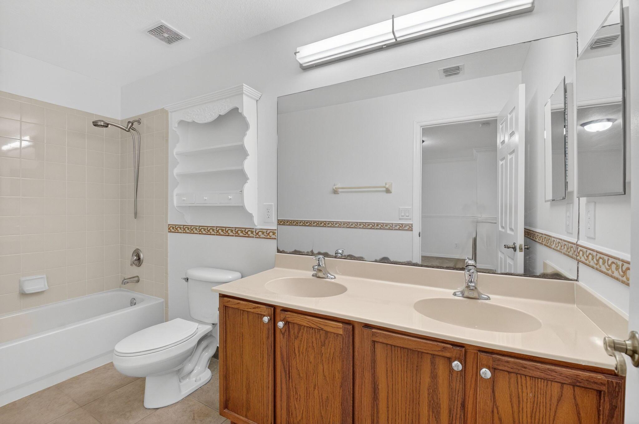 SIERRA PALMS - Residential