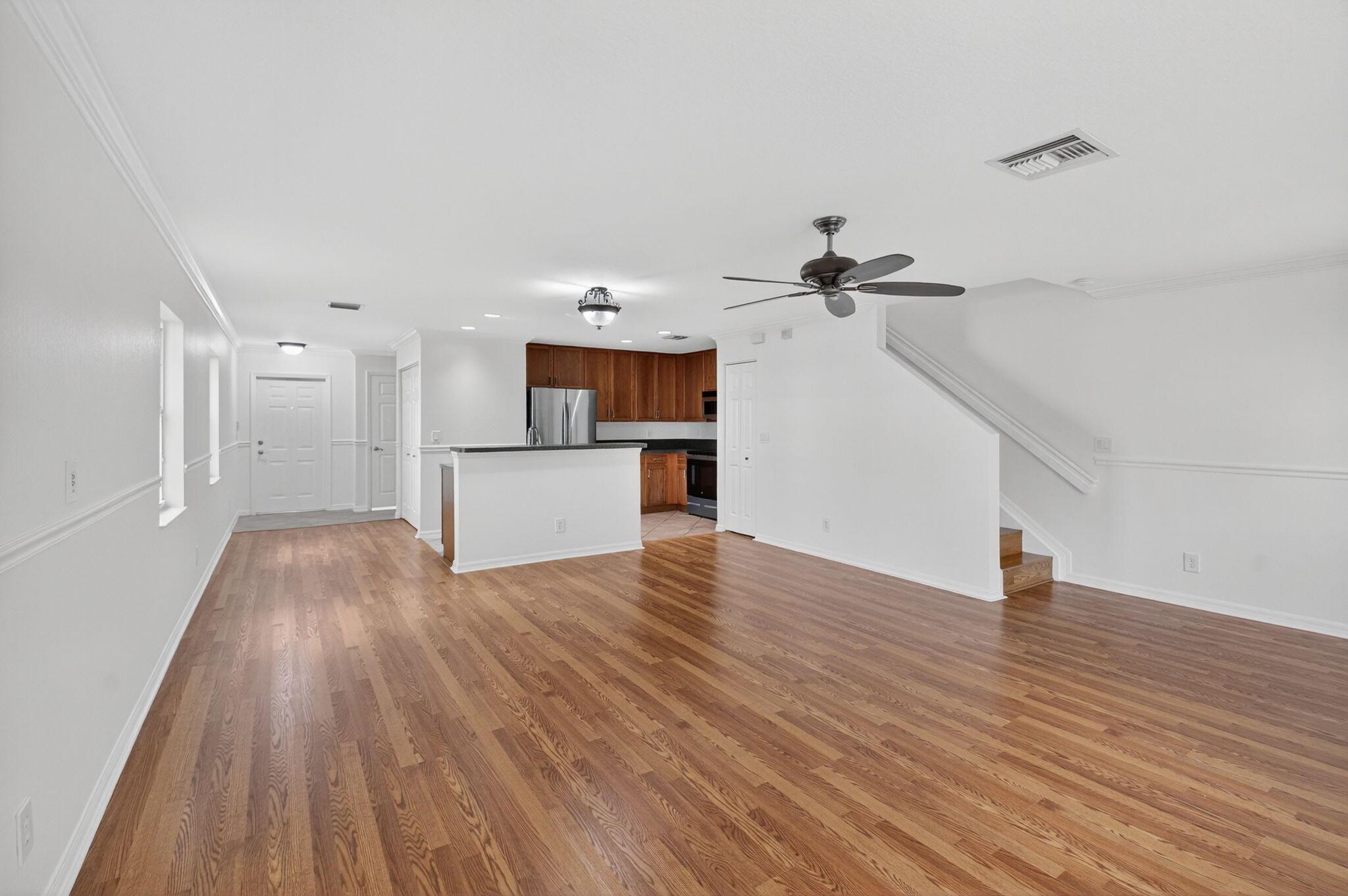 SIERRA PALMS - Residential