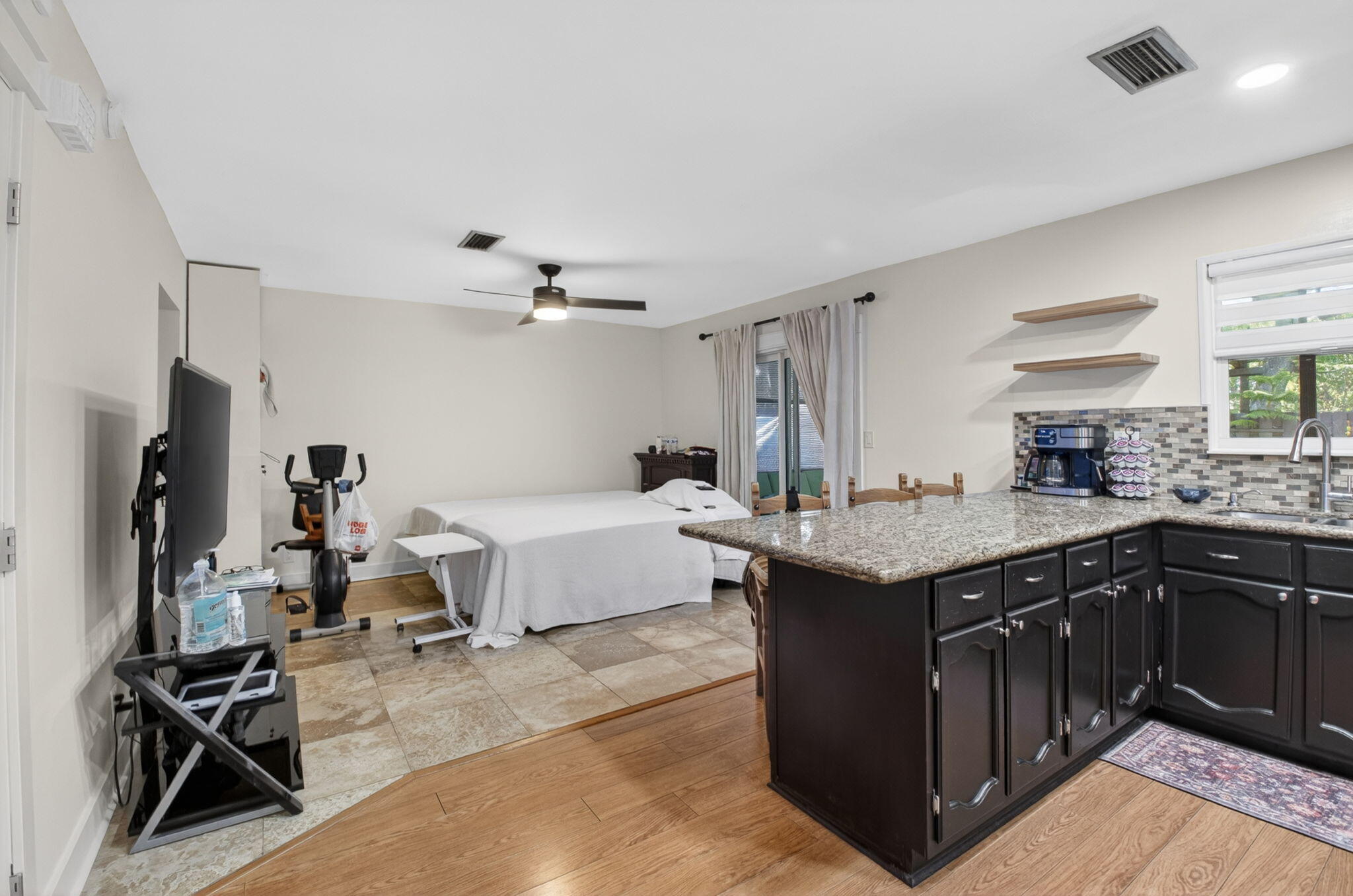 TUDOR WOODS / BOCA HEIGHTS - Residential