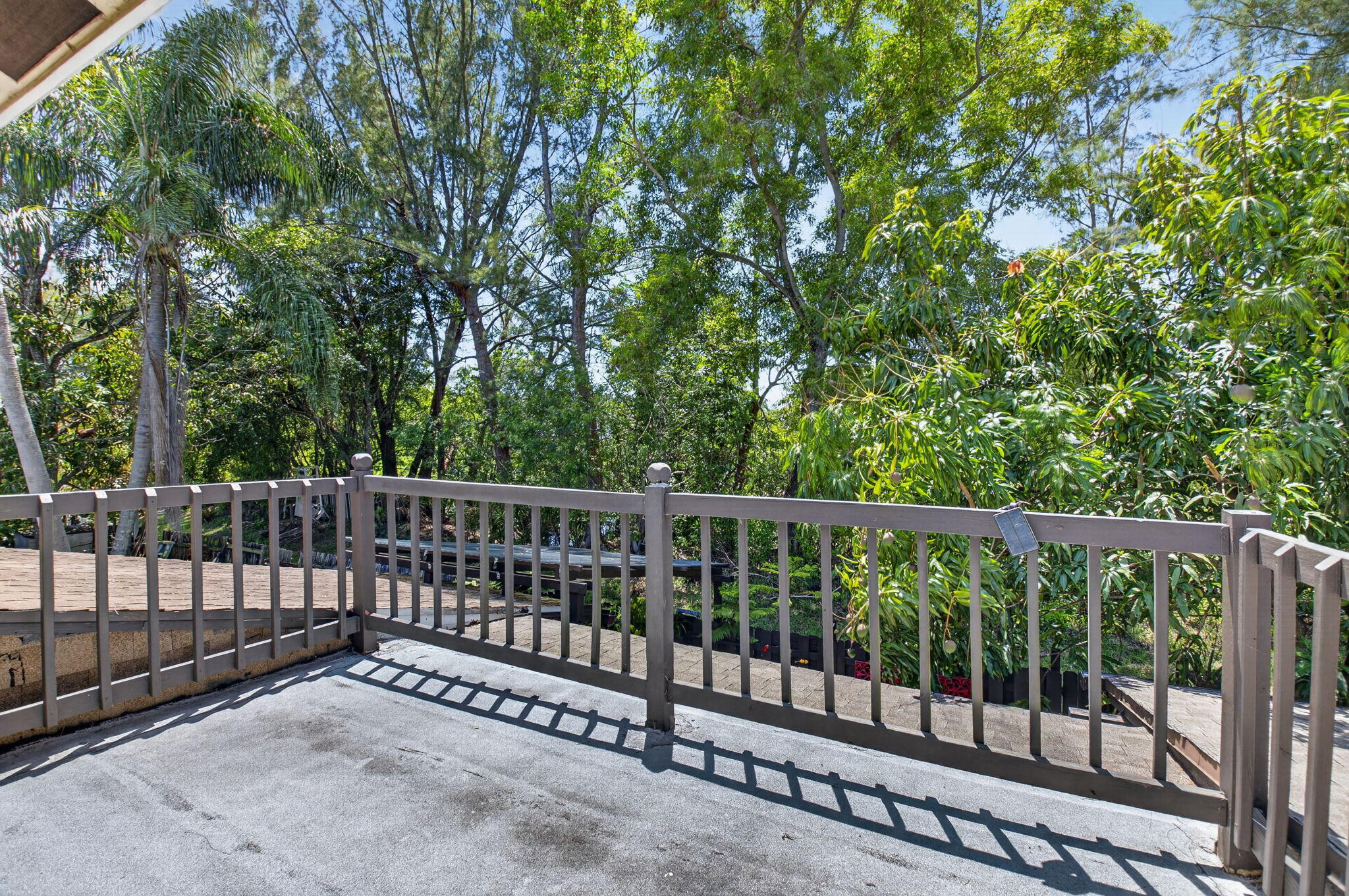 TUDOR WOODS / BOCA HEIGHTS - Residential