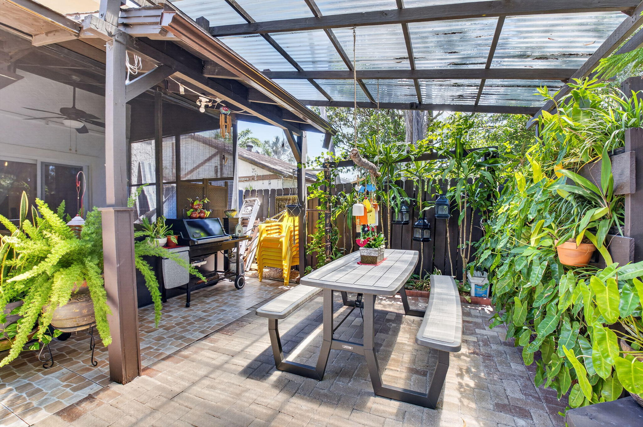 TUDOR WOODS / BOCA HEIGHTS - Residential