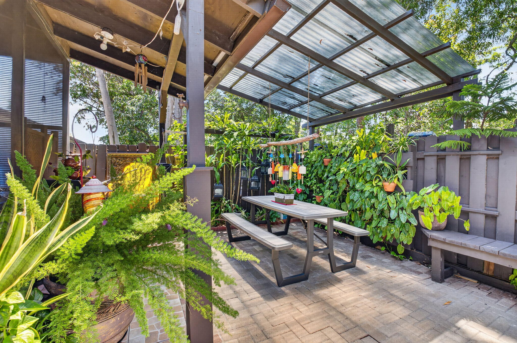 TUDOR WOODS / BOCA HEIGHTS - Residential