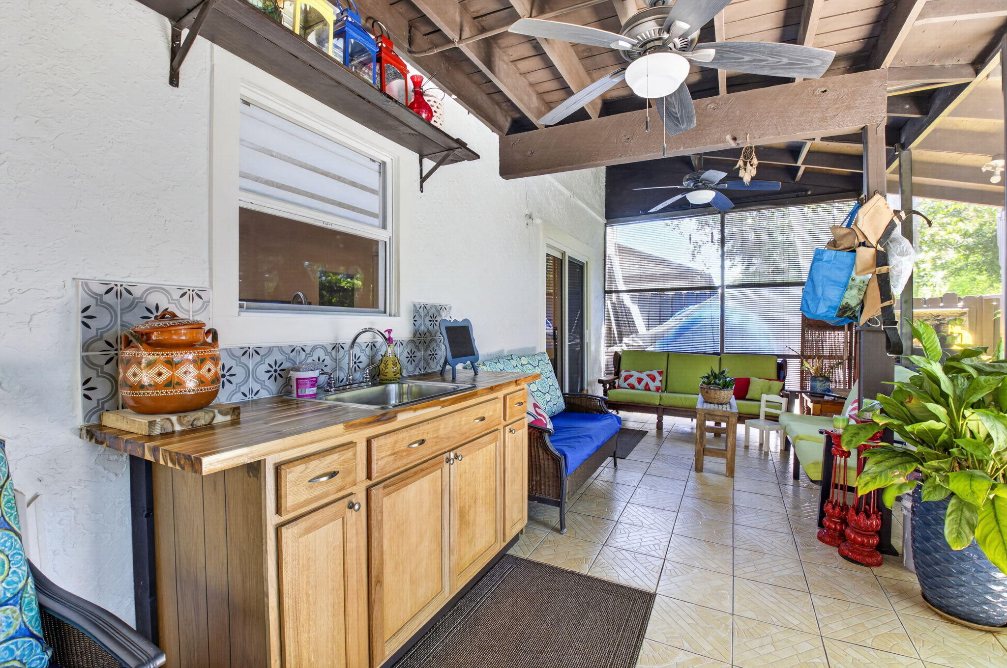 TUDOR WOODS / BOCA HEIGHTS - Residential