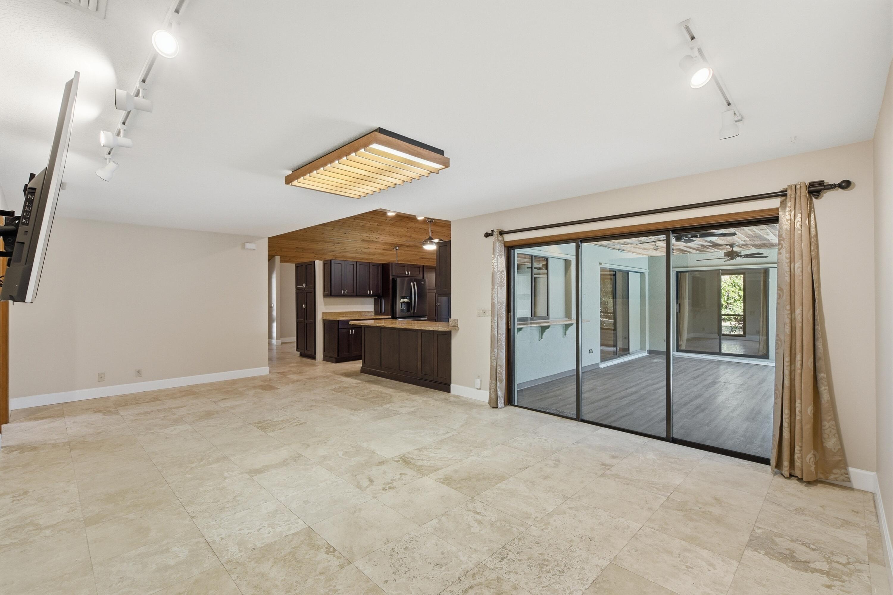 MCKENZIE DEVELOPMENT - Residential