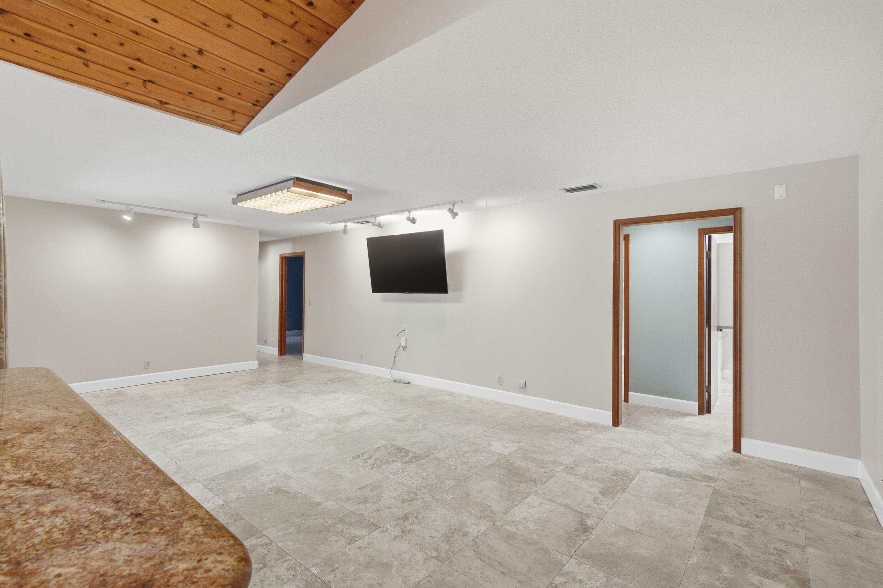 MCKENZIE DEVELOPMENT - Residential