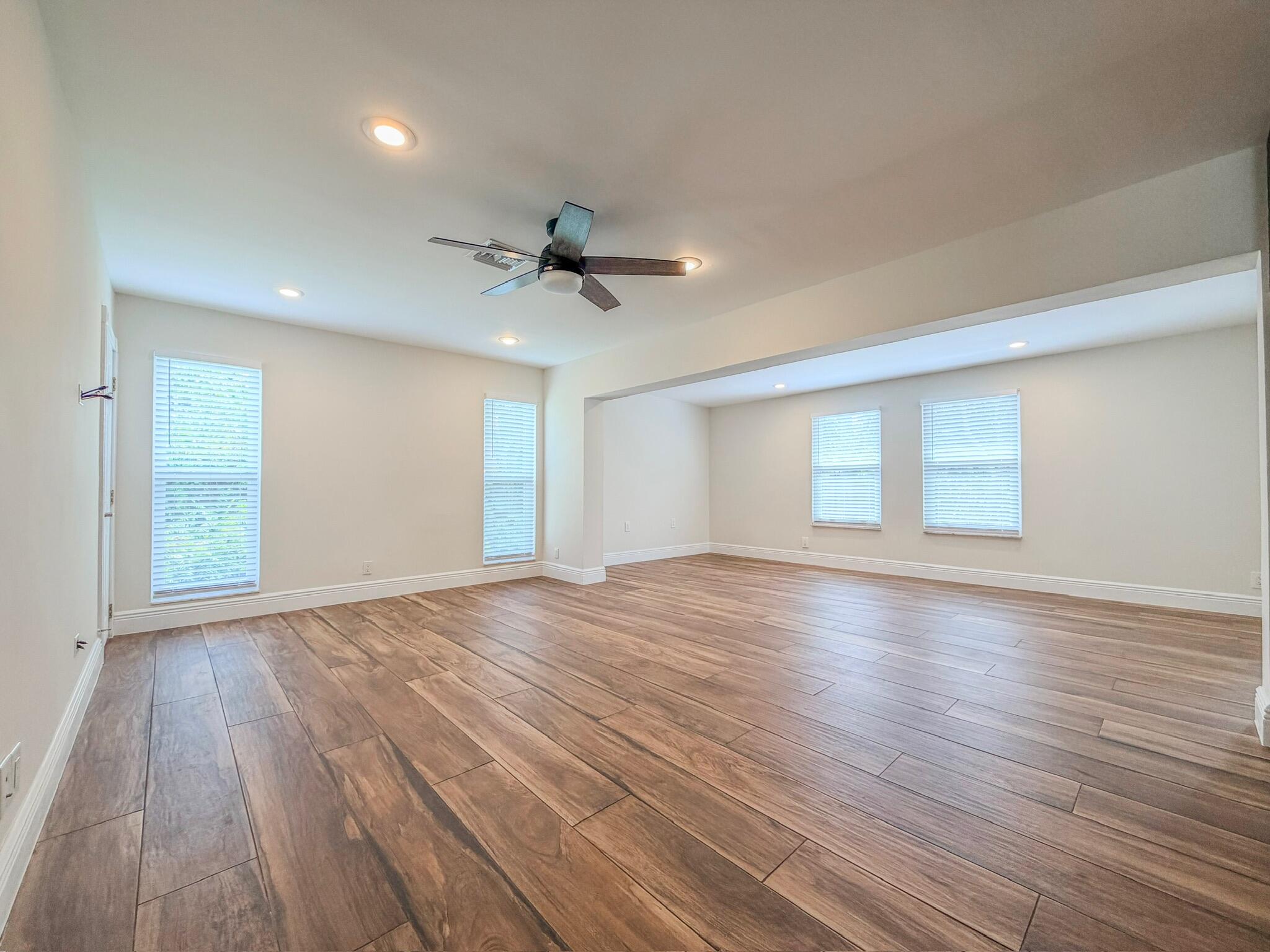 TROPIC PALMS 2 - Residential Lease