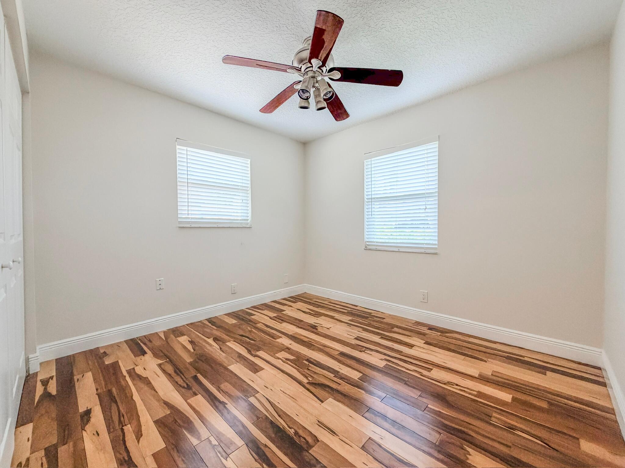 TROPIC PALMS 2 - Residential Lease