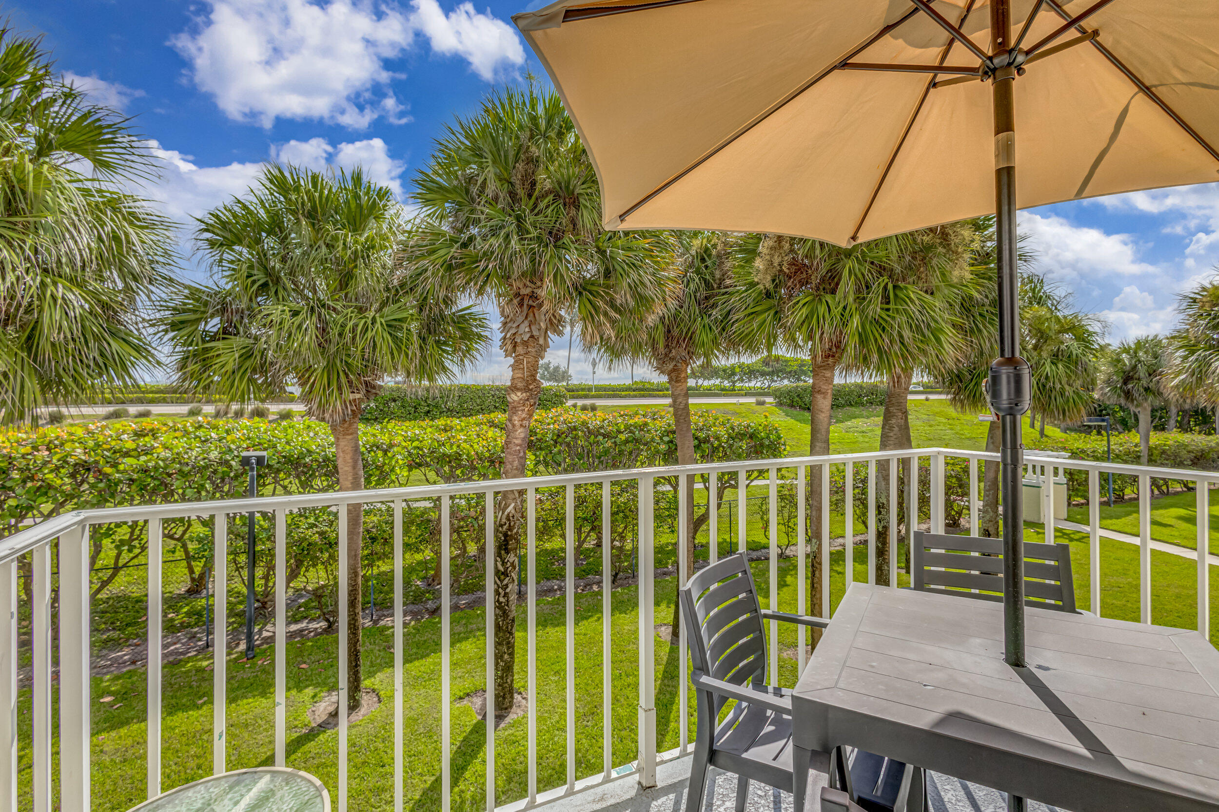 SEA COLONY CONDO - Residential Lease