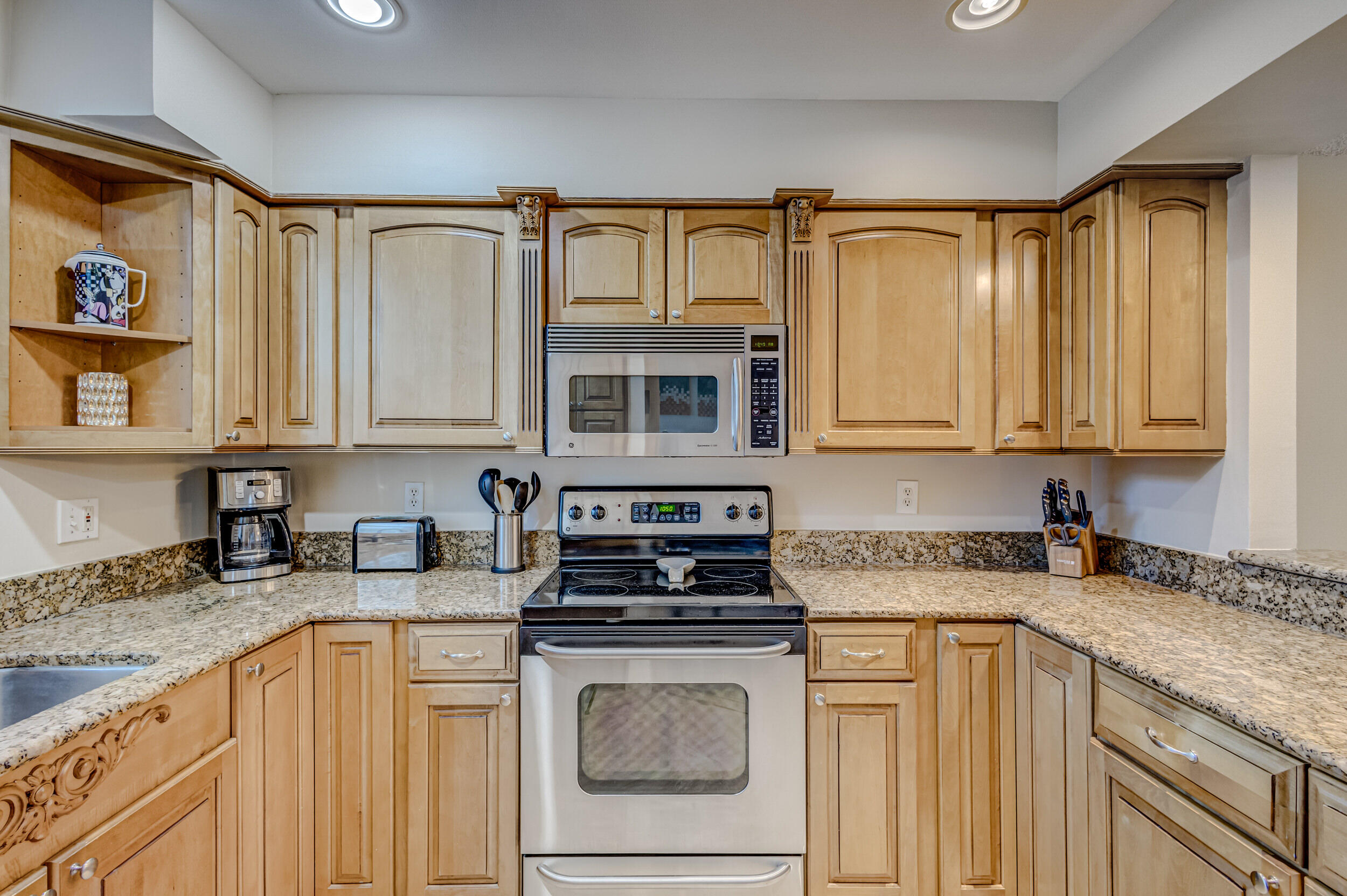 SEA COLONY CONDO - Residential Lease