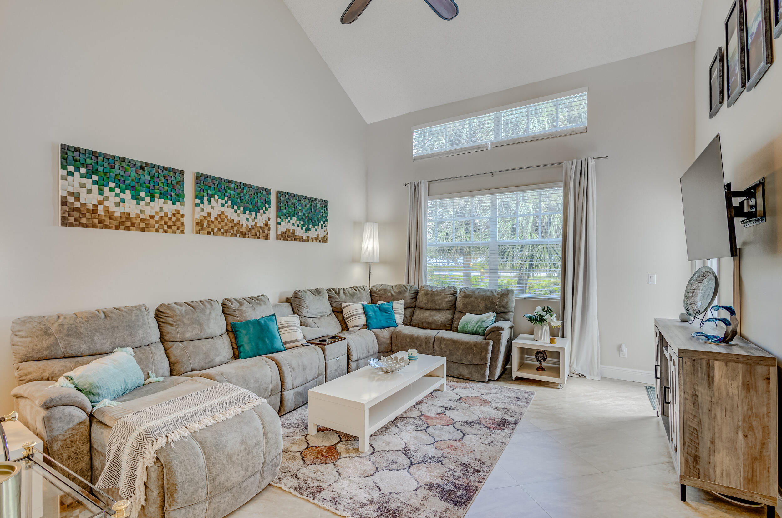 SEA COLONY CONDO - Residential Lease