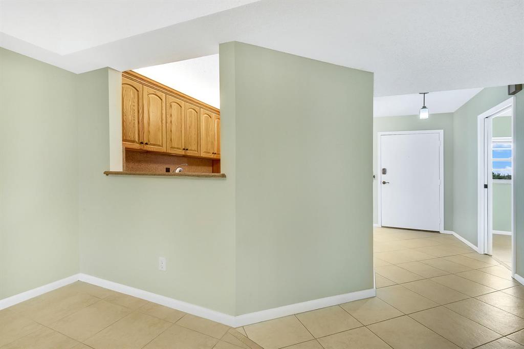 Barwood Condo - Residential