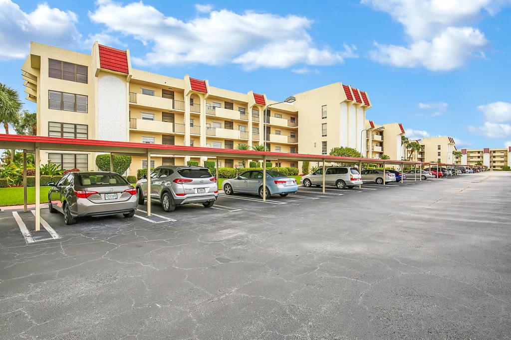 Barwood Condo - Residential