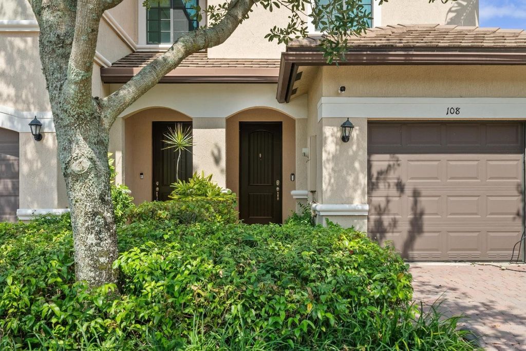 Photo of 4228 N Dixie Highway #108, Oakland Park, FL 33334 (MLS # F10505685)