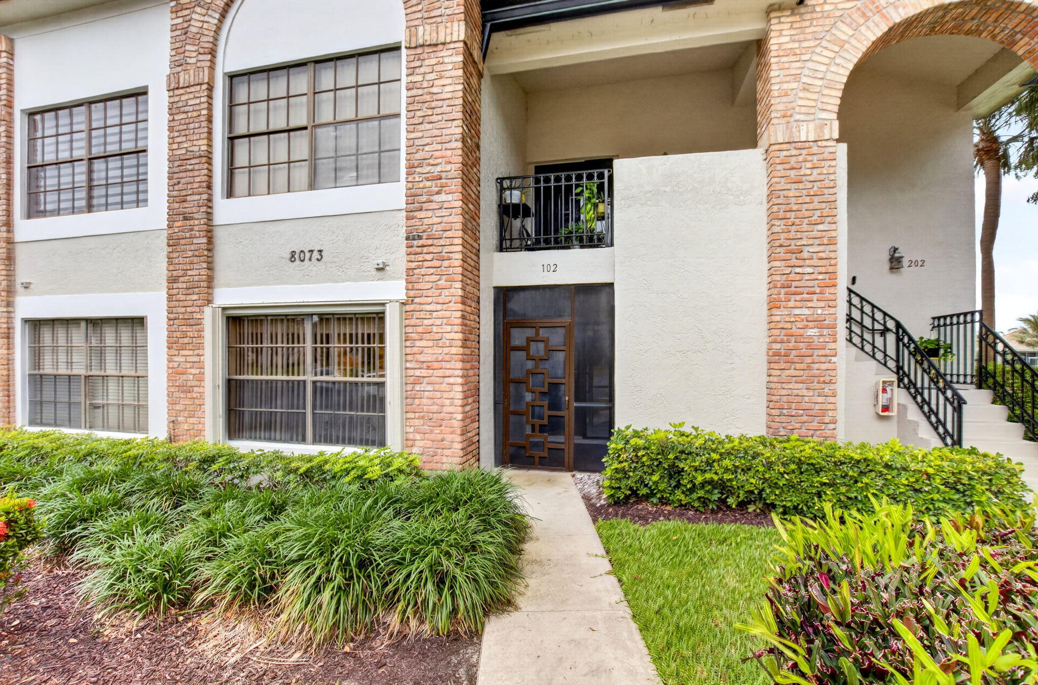 8073 Aberdeen Drive 201