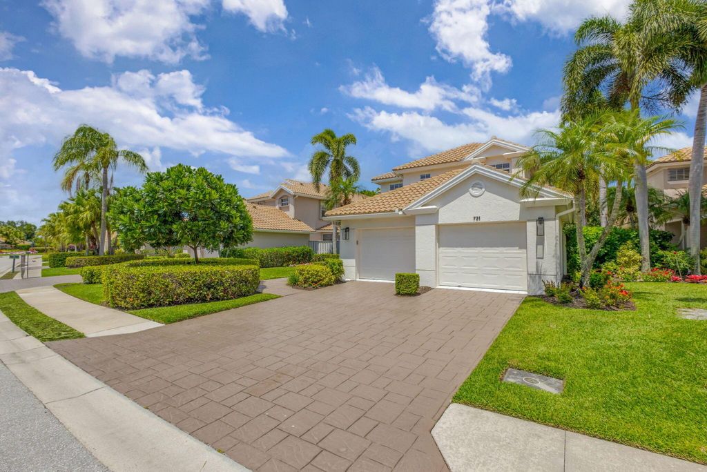 Photo of 731 Pinehurst Way, Palm Beach Gardens, FL 33418 (MLS # R11089659)