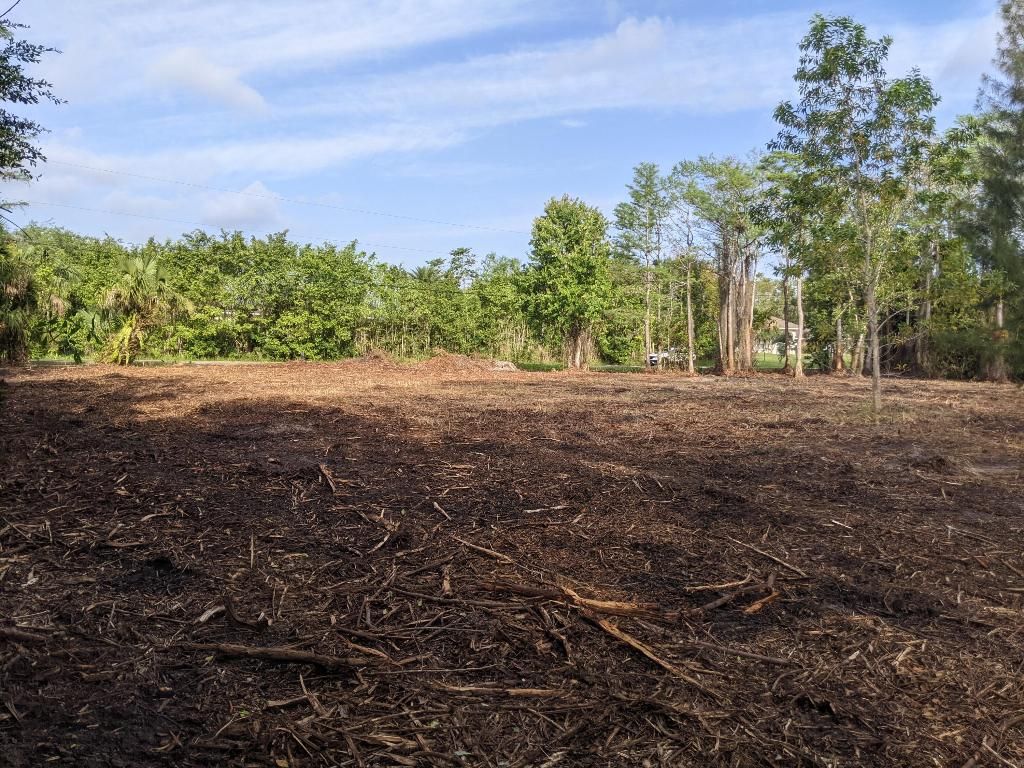 Photo of 15 88th Trail N, Palm Beach Gardens, FL 33418 (MLS # R10960461)