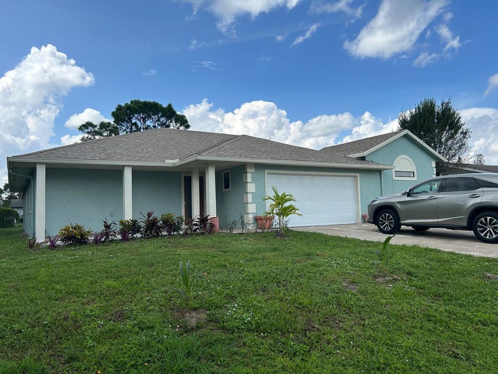 Photo of 182 NW Broadview Street, Port Saint Lucie, FL 34983 (MLS # R11046999)