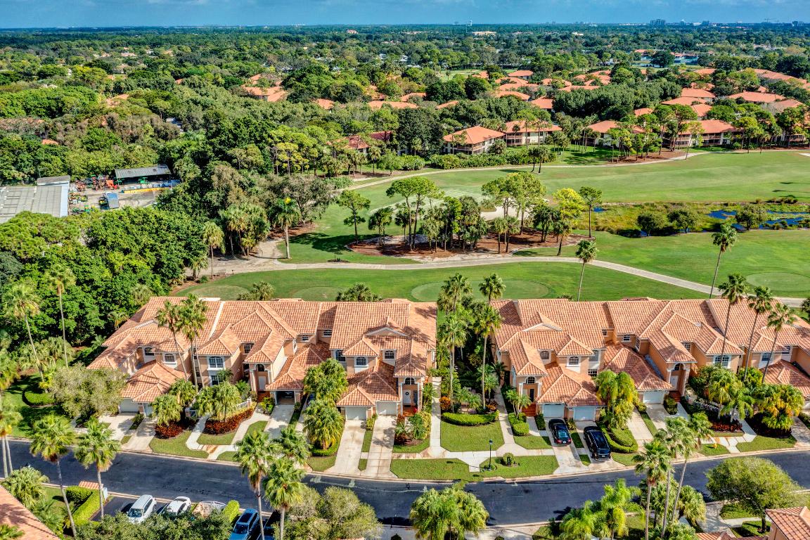 LEGENDS CONDO - Residential Lease