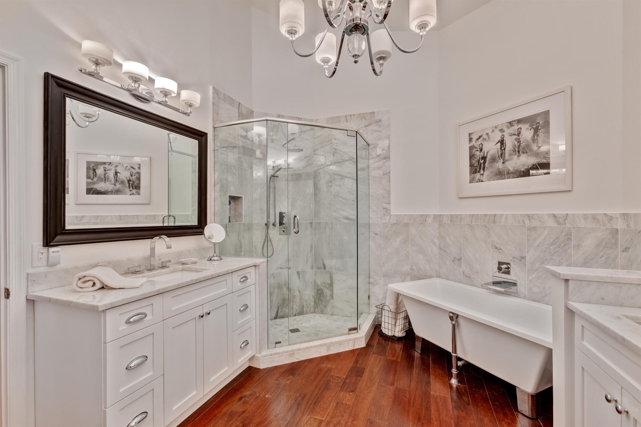 LEGENDS CONDO - Residential Lease