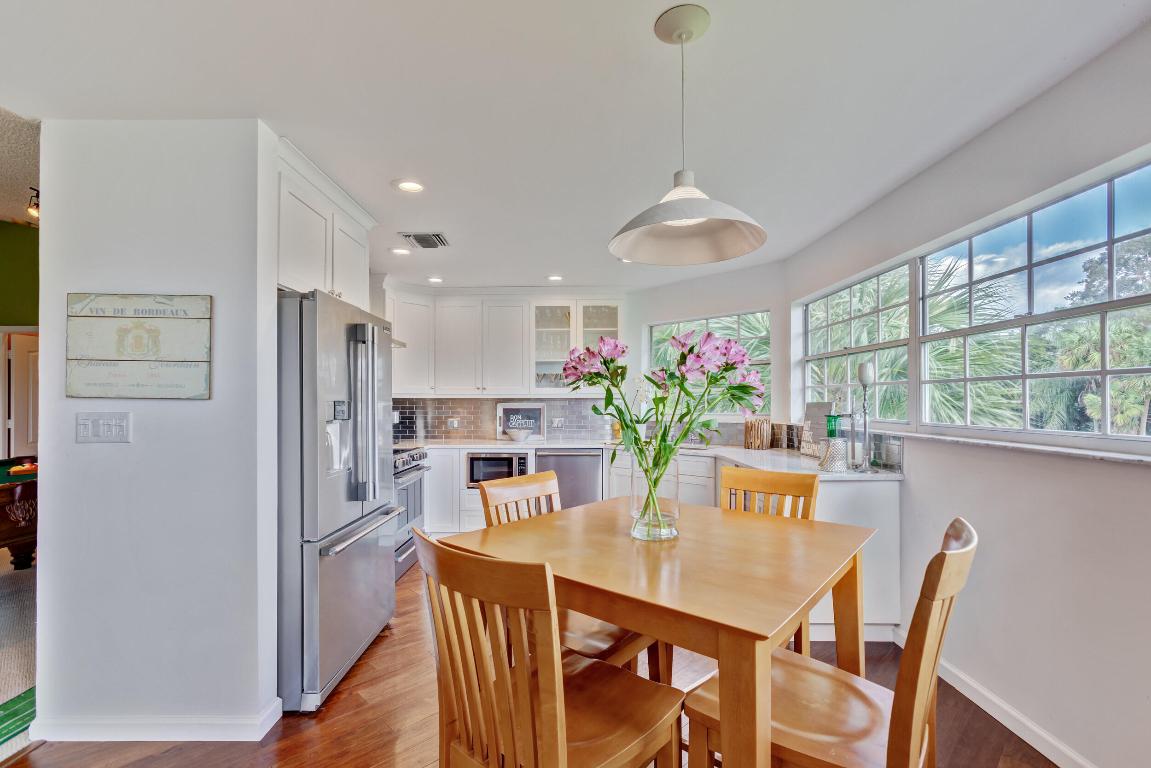 LEGENDS CONDO - Residential Lease