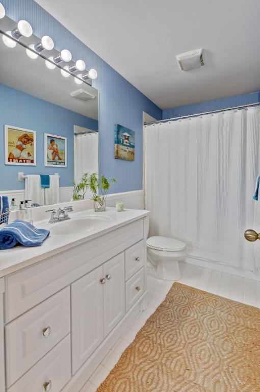 LEGENDS CONDO - Residential Lease