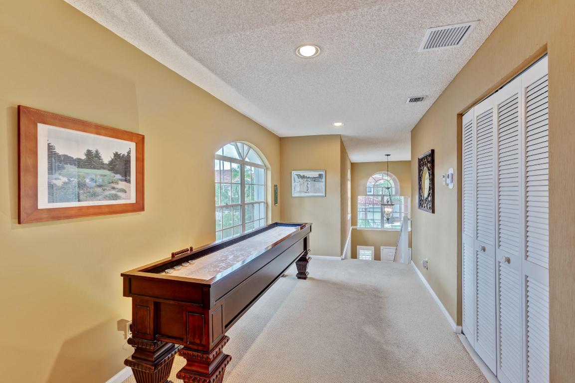 LEGENDS CONDO - Residential Lease