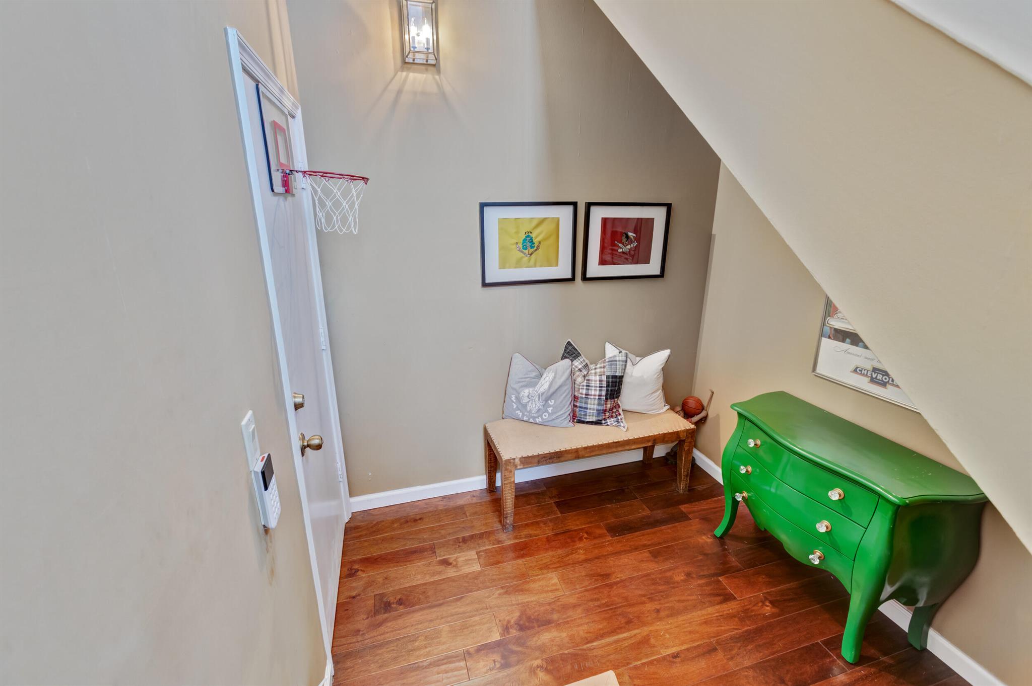 LEGENDS CONDO - Residential Lease