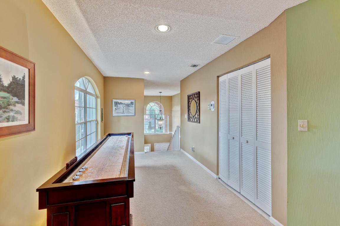 LEGENDS CONDO - Residential Lease