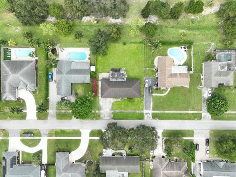 A home in Lake Worth